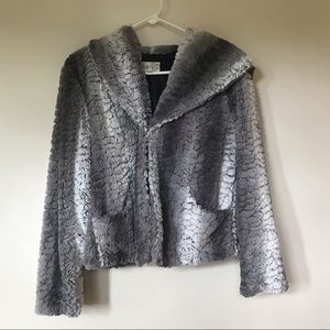 Jolt Grey faux fur jacket with hood- L